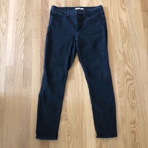 Levi’s Shaping Skinny Black Jean